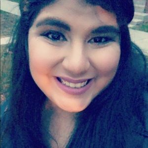 Meet your Posher, Veronica